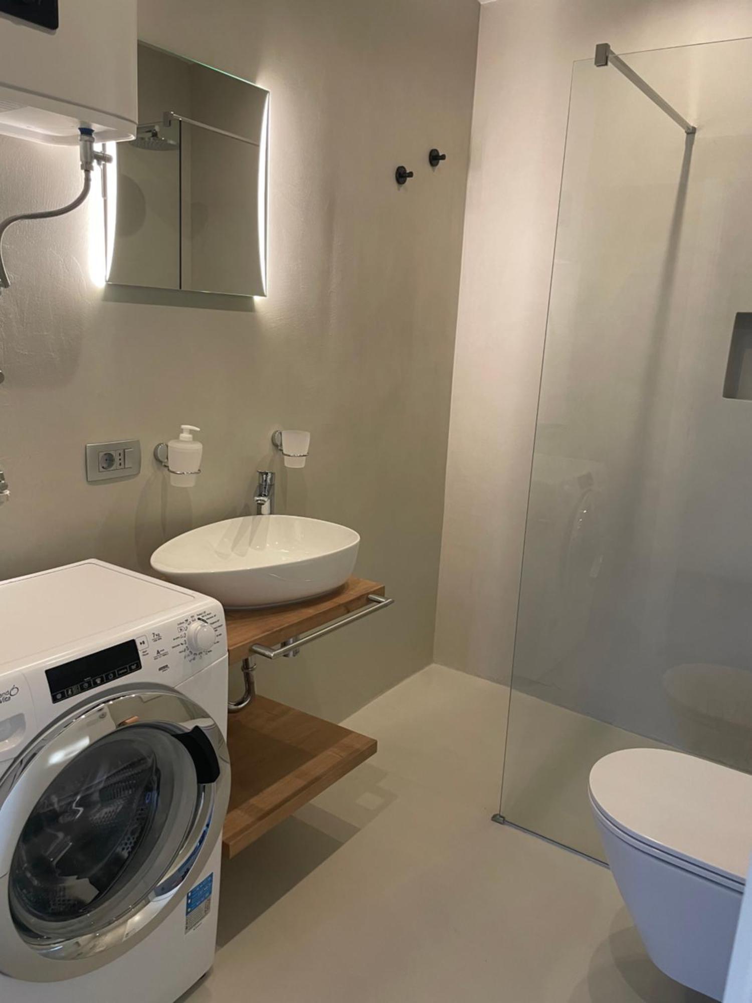 Family Village Apartment Vrh  Extérieur photo